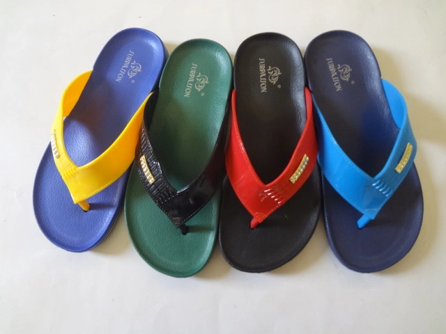 New and Fashion Style PVC Kid's Sandal Summer Plastic Shoes