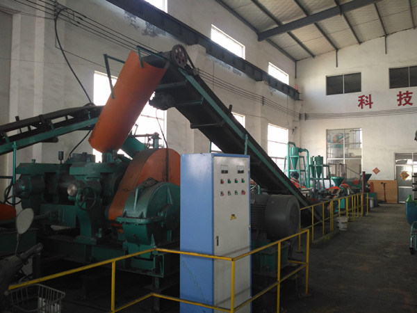 Old Rubber Tyre Recycling Equipment/Rubber Crumb Granule Making Machine