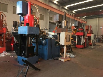 Four Column Automatic Metal Scraps Briquette Press Machine