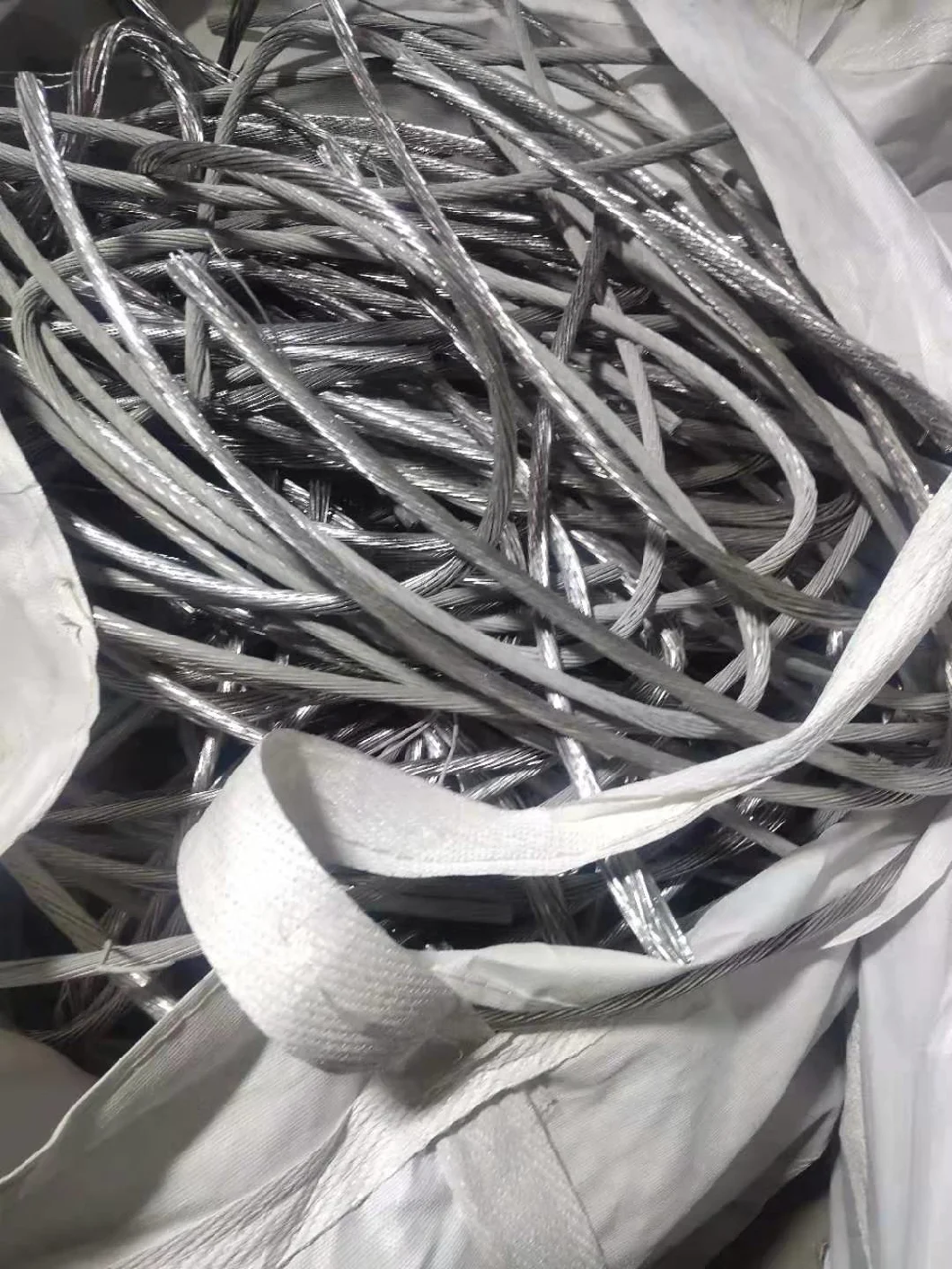 Metal Scrap /Aluminum Scrap /Sheet Scrap/ Ubc Aluminium Wire 99.99% with Hat Sale