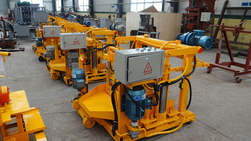 Mobile Egg Laying Cement/Concrete Block Making Machine