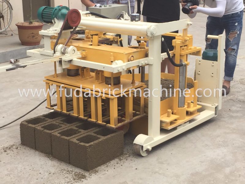 Qt40-3A Small Hydraulic Cement Hollow Block Making Machine