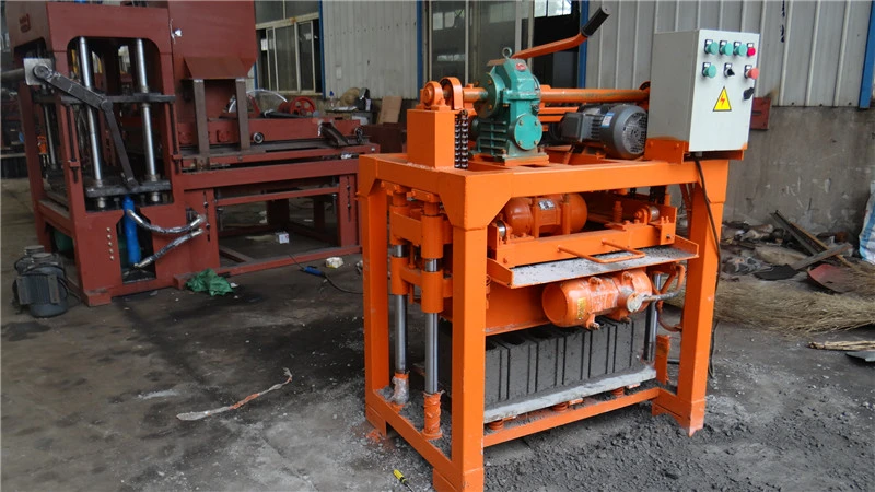 Qt40-2 Small Concrete Block Making Machine Cement Hollow Block Machine Solid Brick Machine