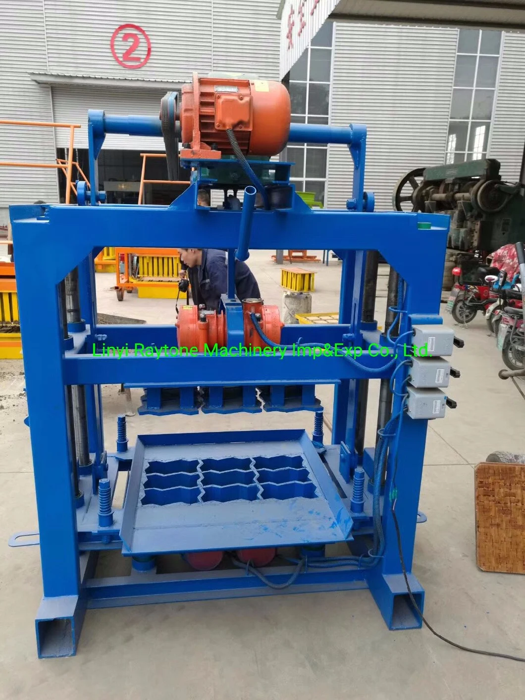 Qt40-2 Simple Cement Block Mould Brick Making Machine Small Hollow Block Machine