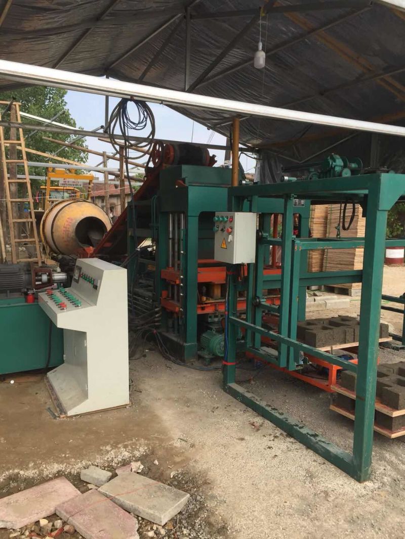 Qt4-15 Automatic Hydraulic Brick Making Machine Block Making Machine in Jamaica