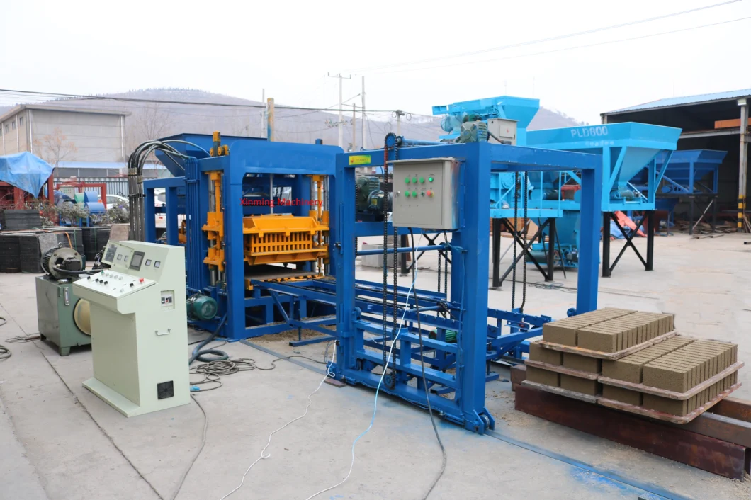 Qt6-15 Automatic Concrete Hollow Block Machine Cement Solid Brick Making Machine in Guangzhou