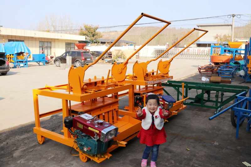 Mobile Concrete Hollow Block Molding Machine, Diesel Engine Brick Machine