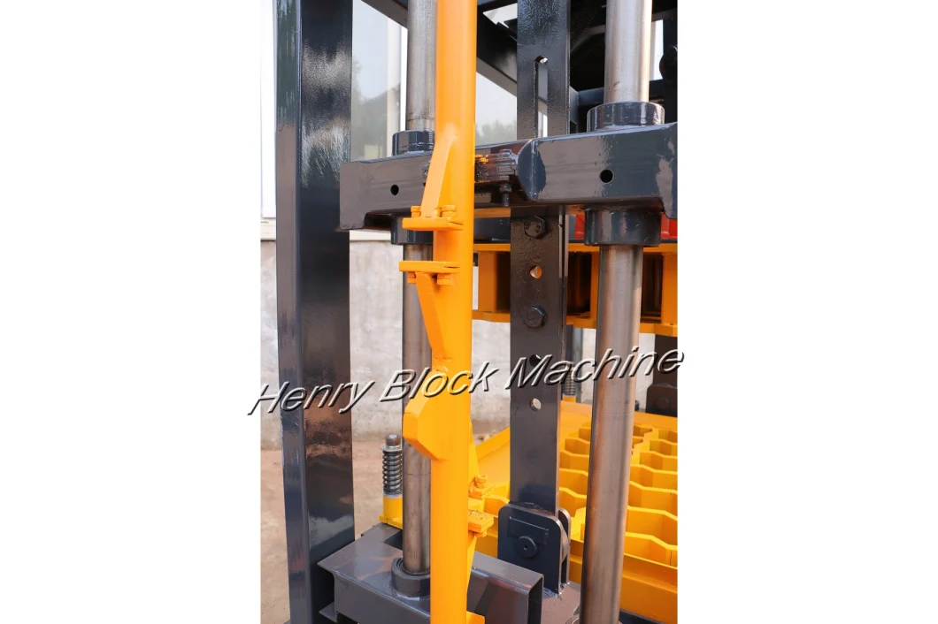 Small Concrete Block Making Machine, Multi-Function Cement Block Machinery