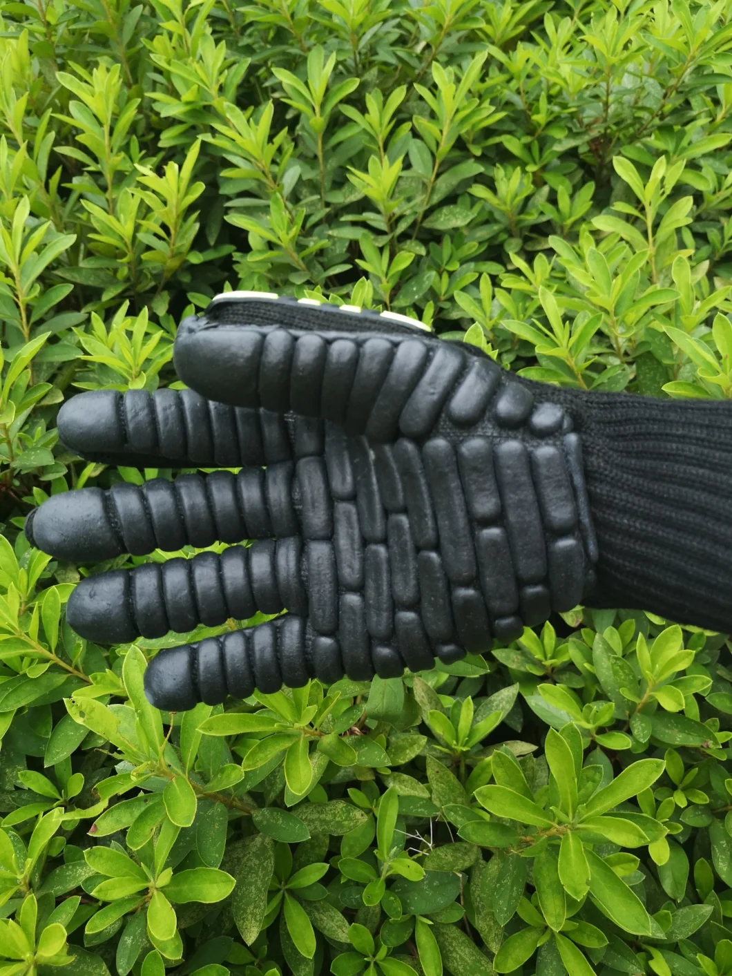 Foam Rubber Coated Anti-Vibration Heat Resistant TPR Impact Resistant Mechanical Safety Work Gloves