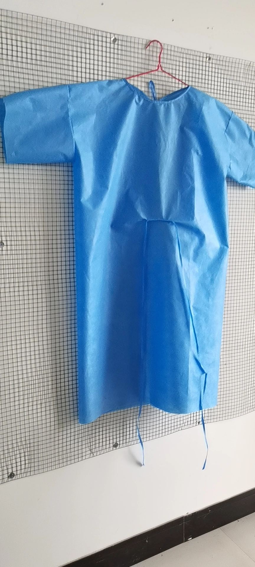 SMS Patient Gown with Short Sleeve Isolation Gown with Short Sleeve