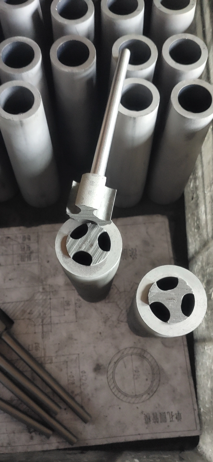 Three Holes Round Hexagonal Square Gear Graphite for Continuous Casting Brass