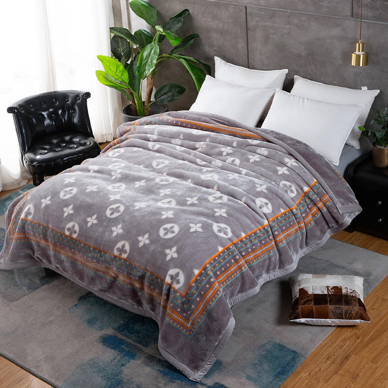 Modern Design Silky Soft Touch Multi Color Fleece Raschel Blanket