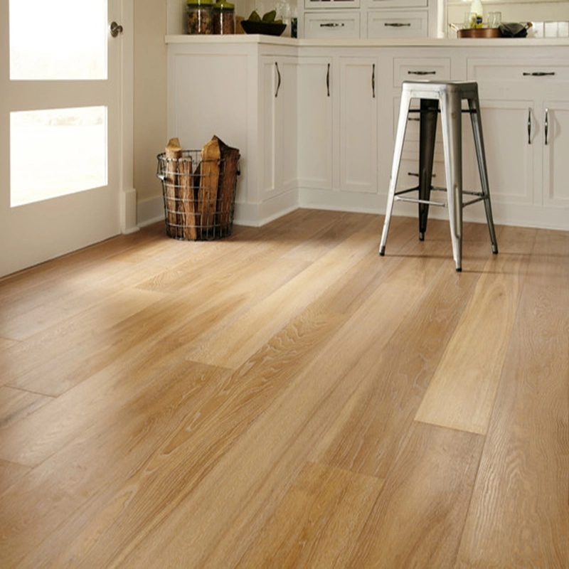Various Finishes Oak Engineered Wood Flooring/Hardwood Flooring/Engineered Flooring/Parquet Flooring/Wooden Flooring