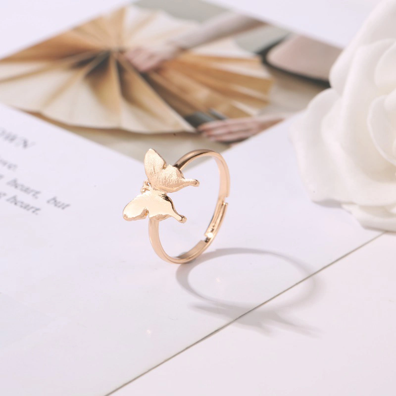 Elegant Female Wedding Butterfly Adjustable Ring Charming Women Gold Silver Butterfly Accessories Fashion Ladies Party Jewelry