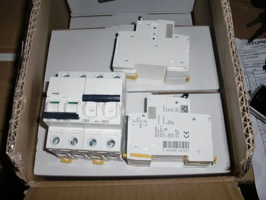 1p, 2p, 3p IC60n IC65 Electrical Mini Circuit Breaker MCB