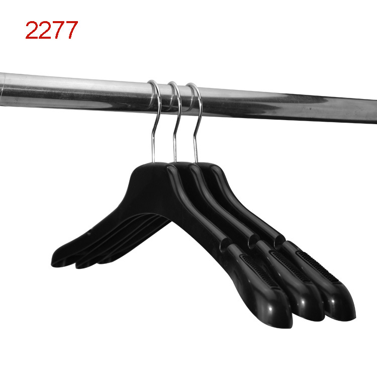 Wholesale Black Men Plastic Hangers with Custom Hook