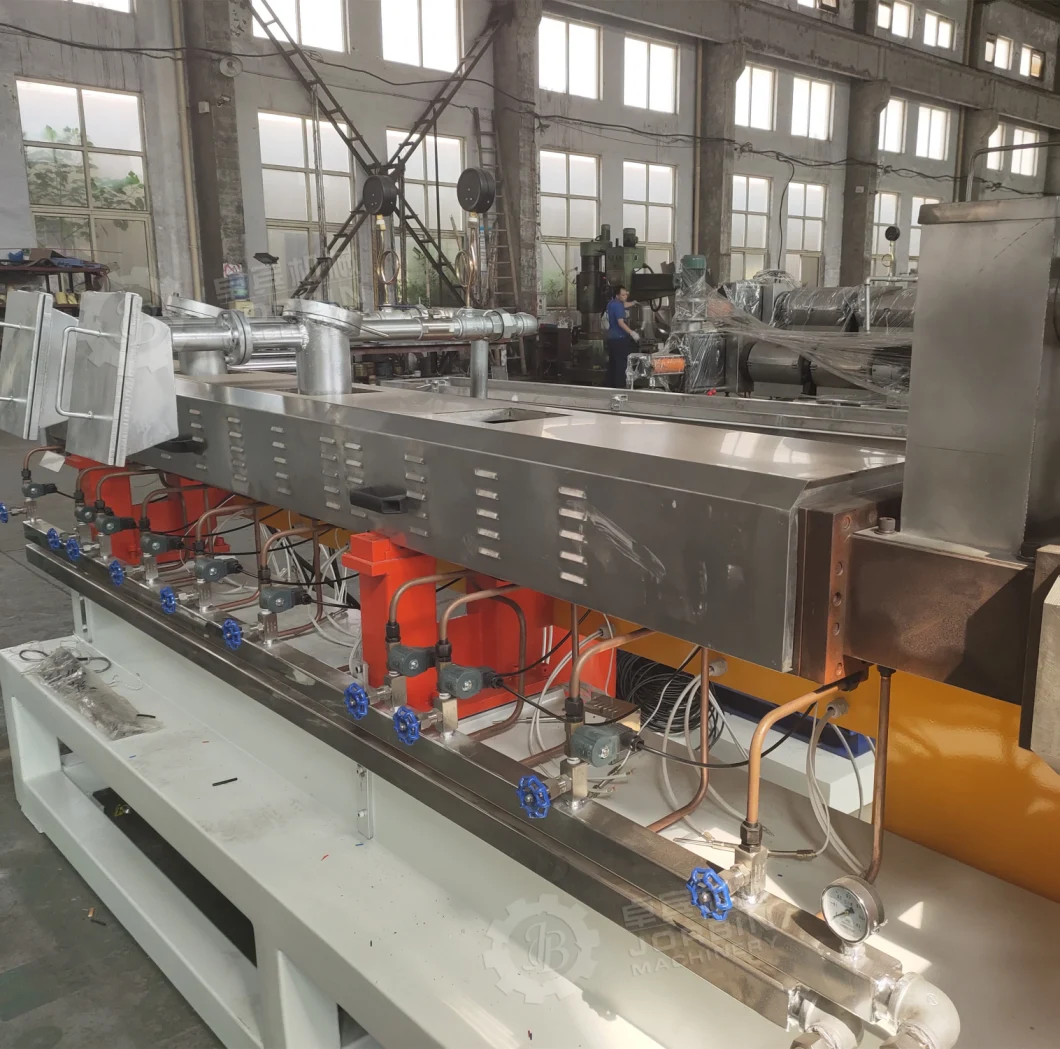 Pet Bottles Processing Pelletizing Plant with Co-Rotation Twin Screw Extruder