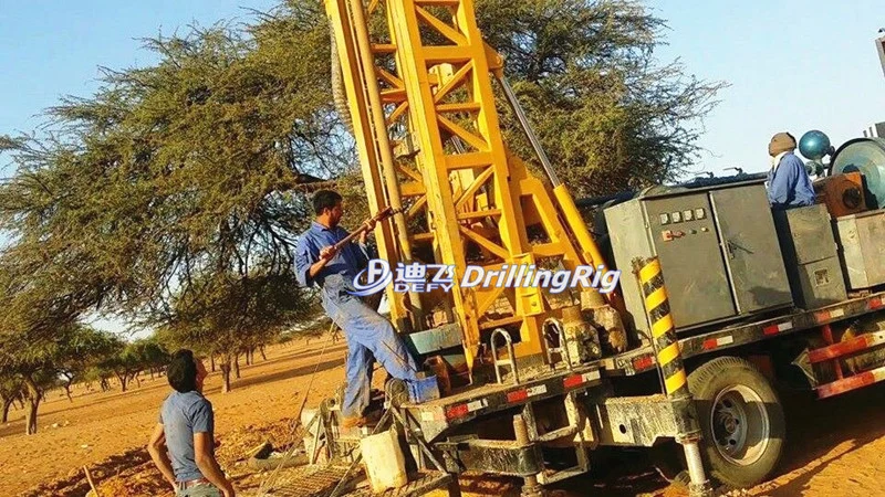 Dft-400 with Mud Pump Rotary Table Trailer Mounted Water Well Drilling Rig