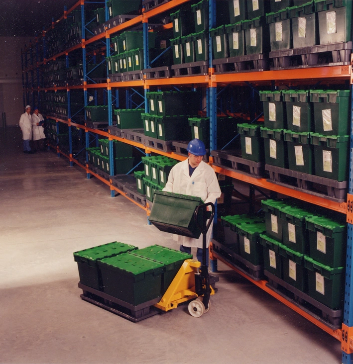 Heavy Duty Plastic Nestable Shipping Crates with Lid
