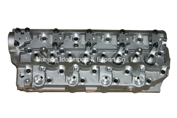 Auto Parts Car Cylinder Head for Mitsubishi 4D56 Md313587