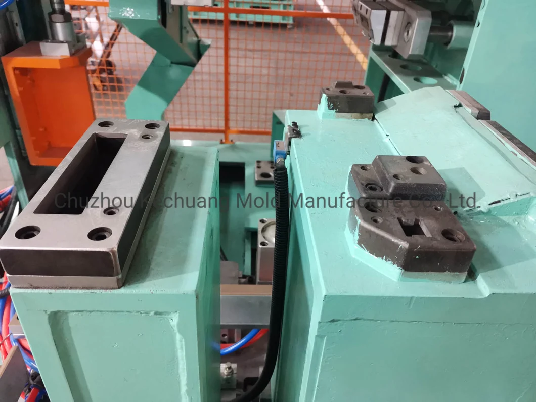 Pneumatic Type Hole Punch for Inner Liner of Refrigerator