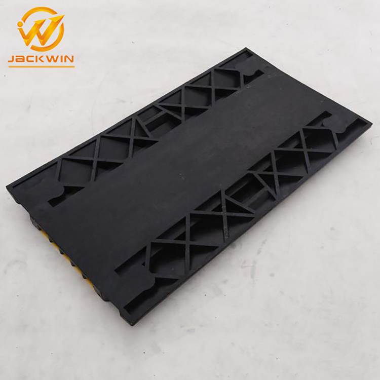 Heavy Duty 5 Channel Rubber Stage Cable Protector Cable Bridge Defender