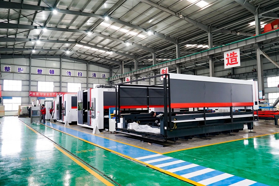 Low Cost Metal Industry Fiber Laser Cutting Machine 4000W for Carbon Steel Sheet