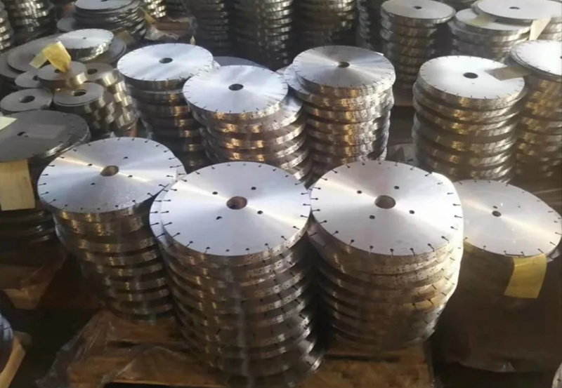 Concrete and Reinforced Concrete Cutting Sintered Segmented Diamond Saw Blades