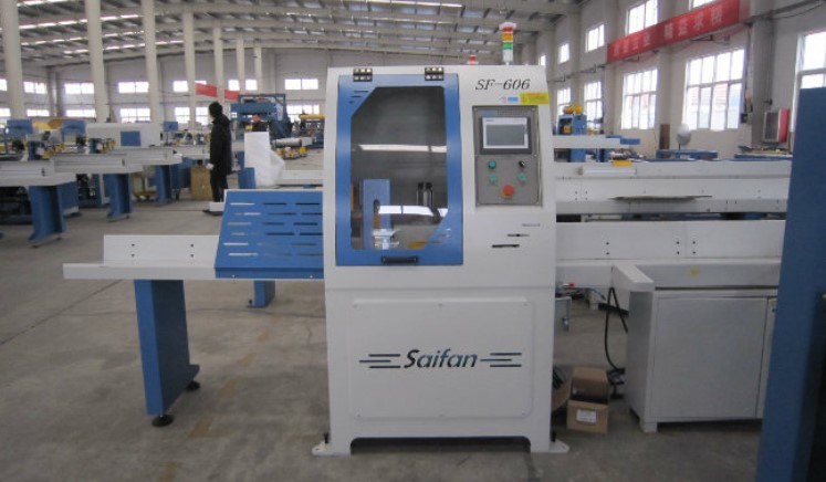 Hicas Pallet Cutting Machine Automatic Cut off Saw