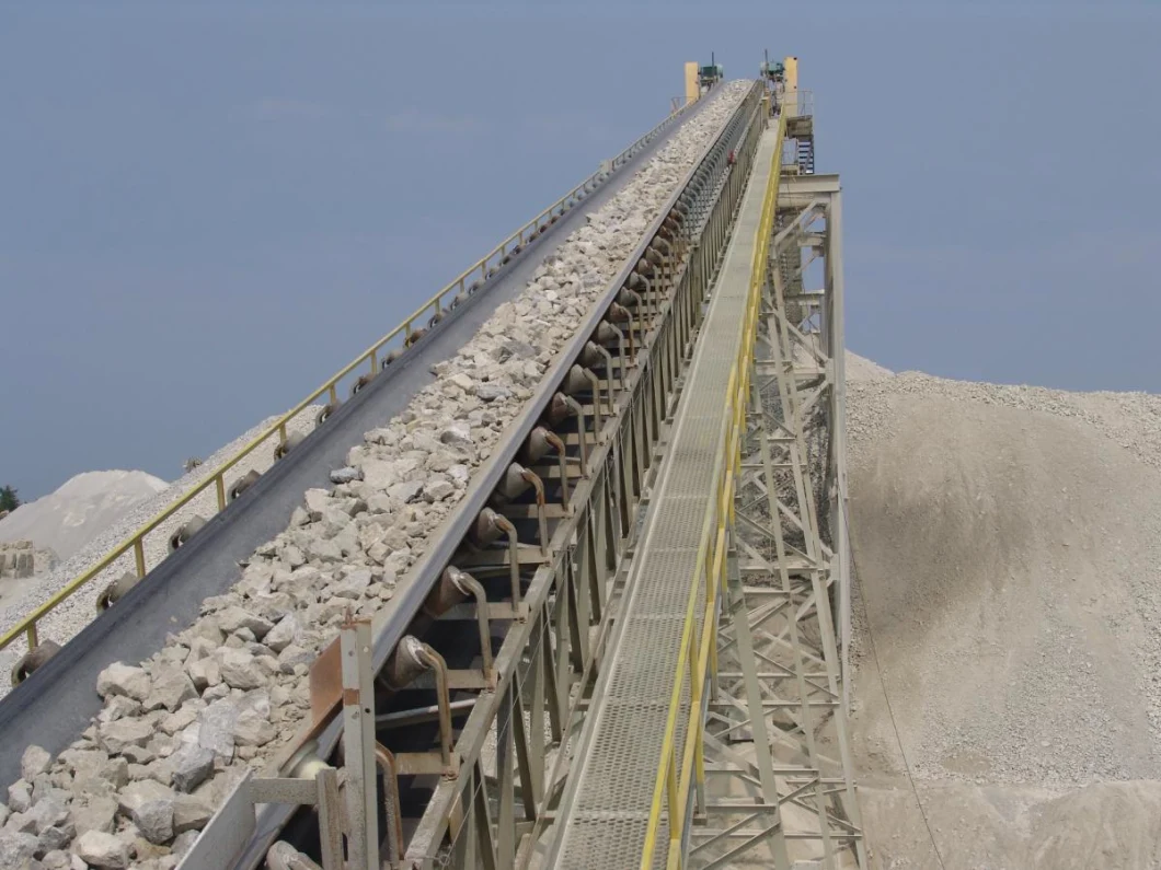 Overland Curved Belt Conveyor / Quarry Belt Conveyor /Mining Belt Conveyor for Stone Crushing Line