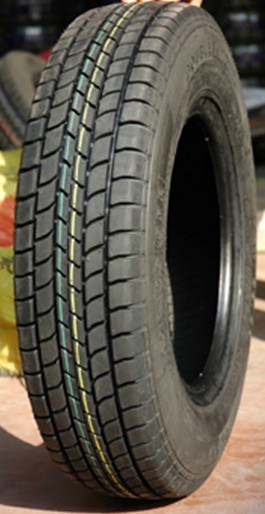 Winter Car Tyre/ Winter Car Tire 215/65r16