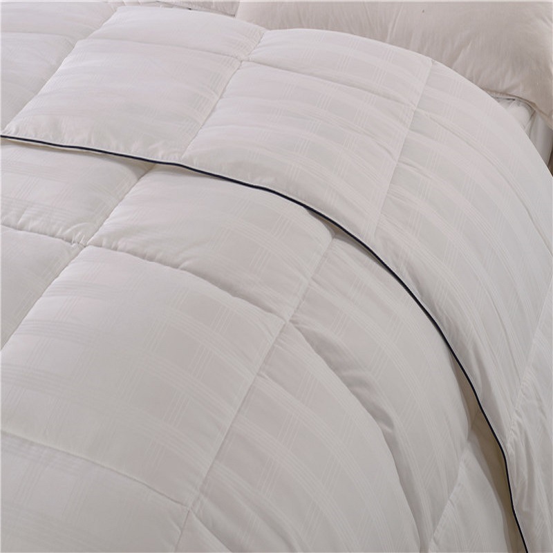 All Seasons Cotton Cover Soft Breathable Duck Down Duvet