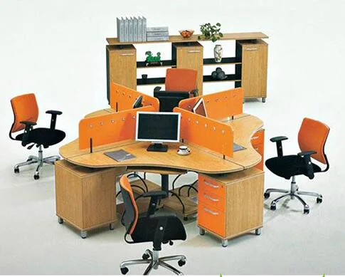 High Quality Wooden Office Desk Three Persons Workstation (OD-68)