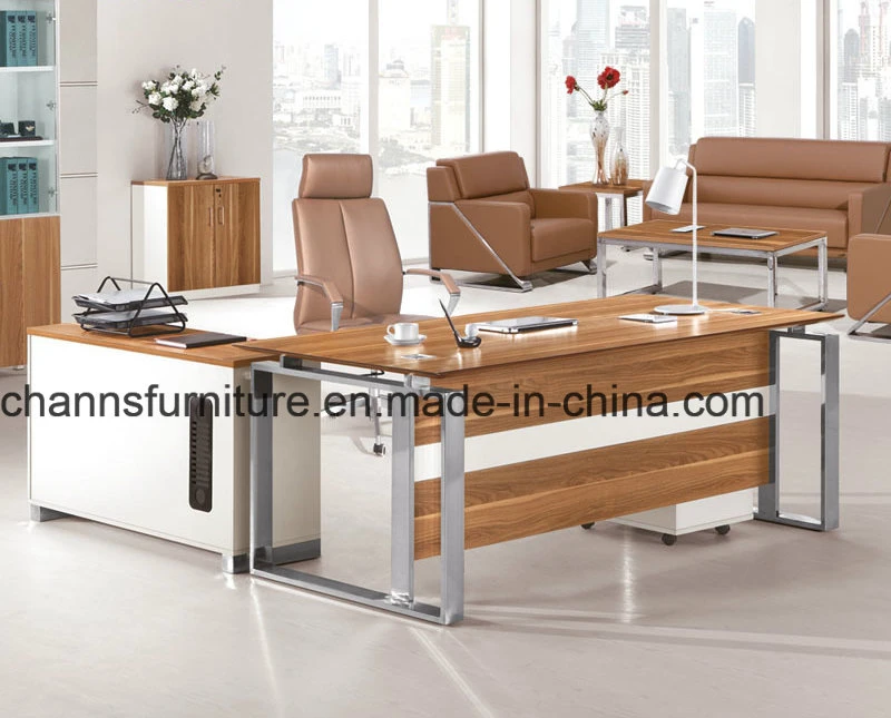 Elegant Bright Metal Office Table with Mobile Desk (CAS-MD18A17)