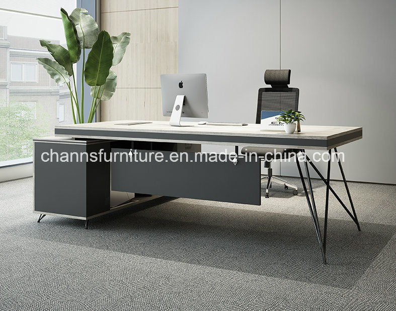 Modern Design Furniture MFC Office Table with Metal Legs (CAS-MA01)