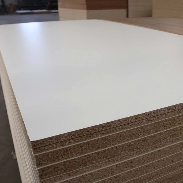 Water Resistanct 33mm 44mm Plain Raw Melamine Chipboard Particle Board for Furniture