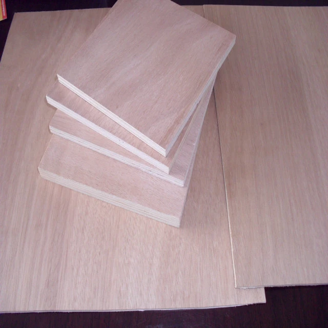 Cheap Wholesale Melamine Faced Plywood/HDF Plywood with 9-18mm From China Supplier