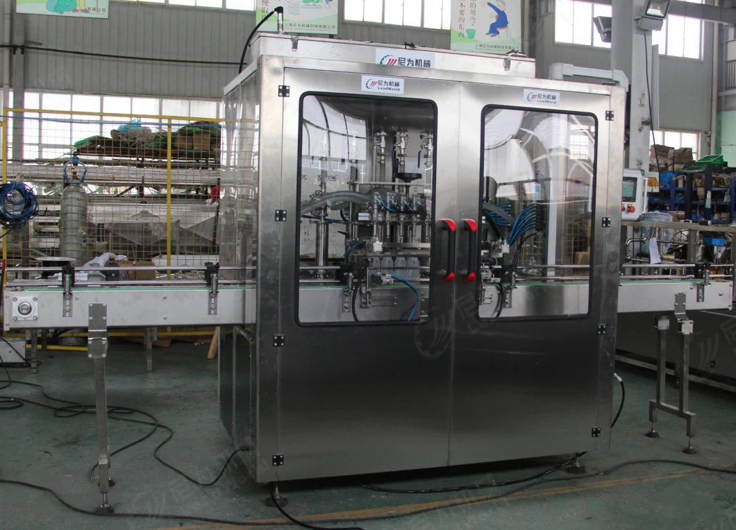 Linear Lubricating Lube Oil and Motor Oil Bottle Filling Machinery with Ce SGS