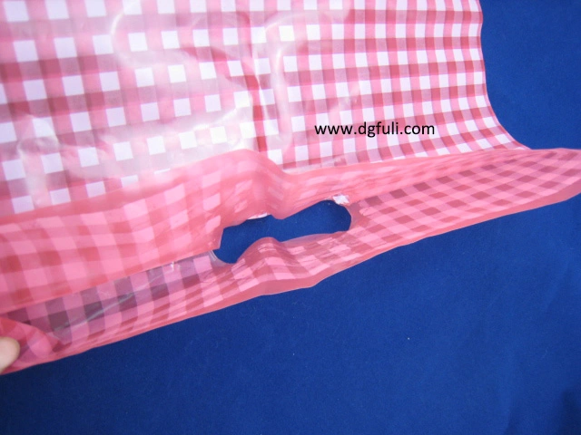 Good Quality Garment Handle Plastic Bag, Wholesale Recyclable Gift Bag Shopping Bag