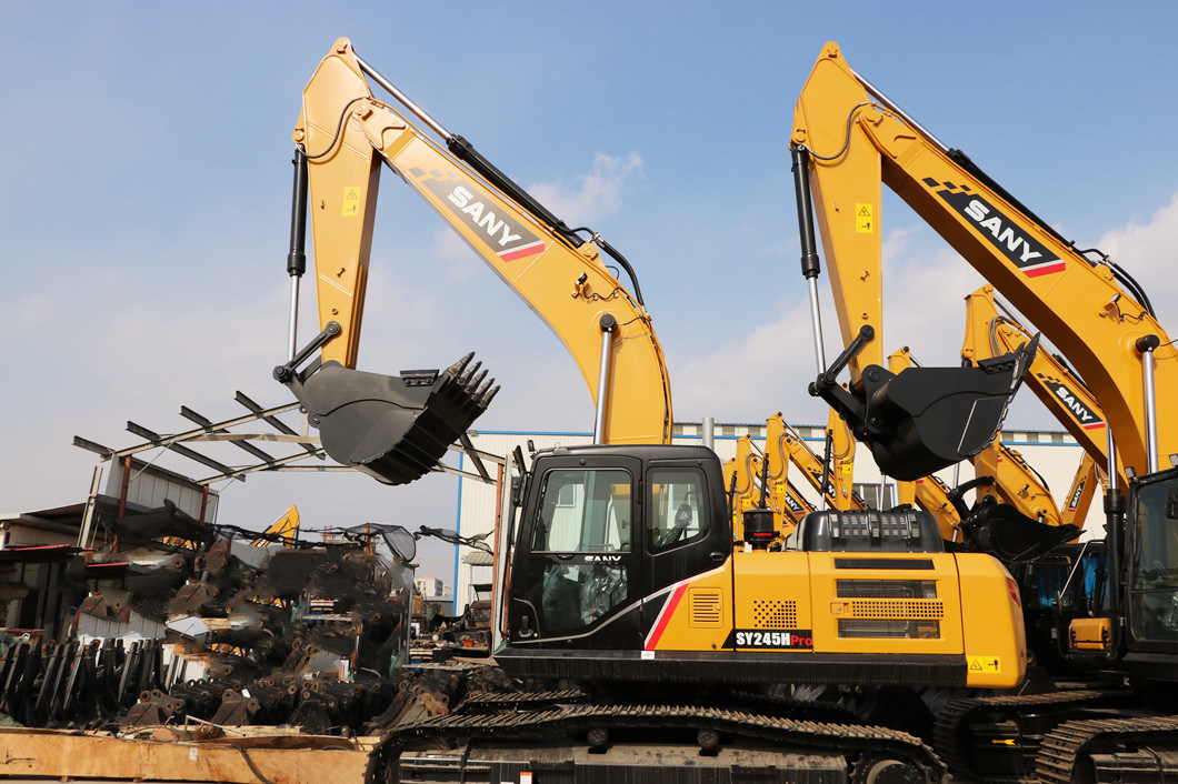 Large 25.5 Tons Sy245 Excavator of High Reliability Digging Equipment for Trench Digging Machine