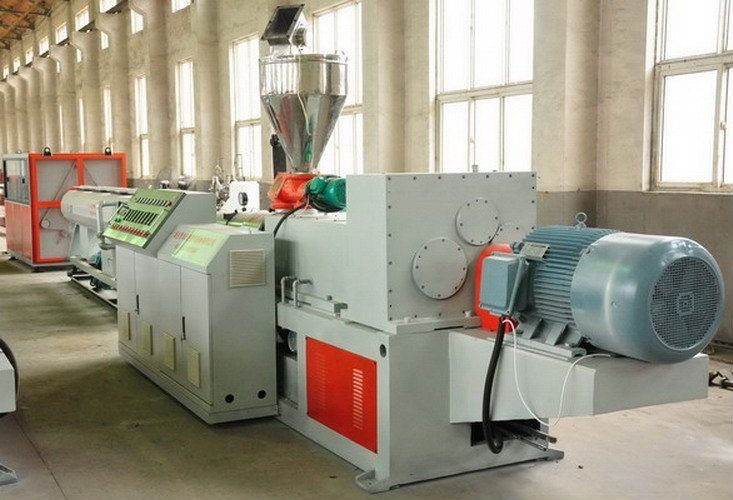 Plastic PVC Pipe Extrusion Machinery