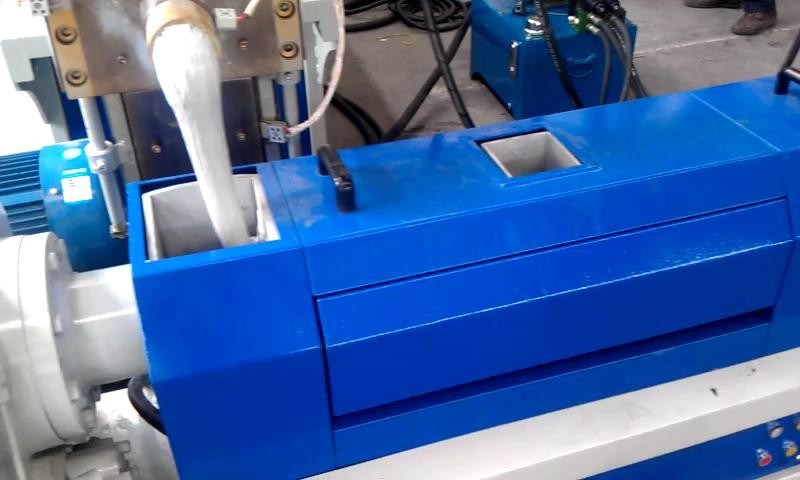 Chinese Good Quality PP PE PS ABS Extruder Machine Plastic