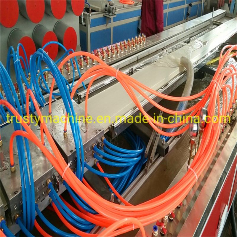 Factory Supply WPC/PVC/UPVC Extrusion Machine/Ceiling Wall Panel Extruder