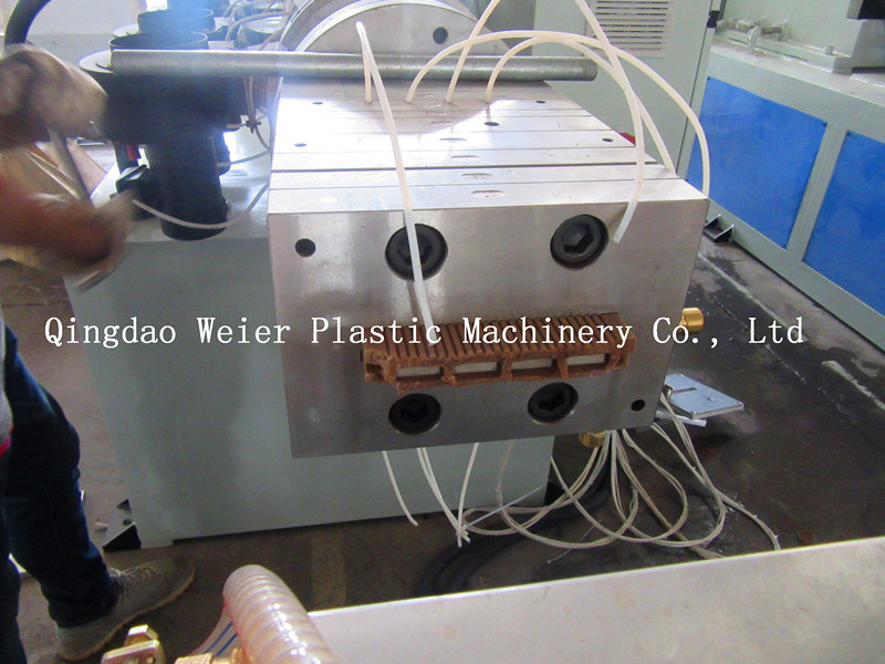 PE/PP Wood Plastic Profile Making Machine