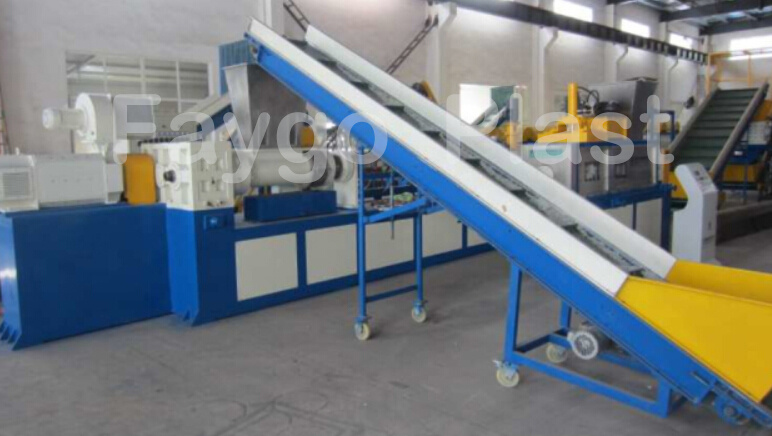 Waste Plastic Recycling Line for PP Bags, PE Films, Jumbo Bags