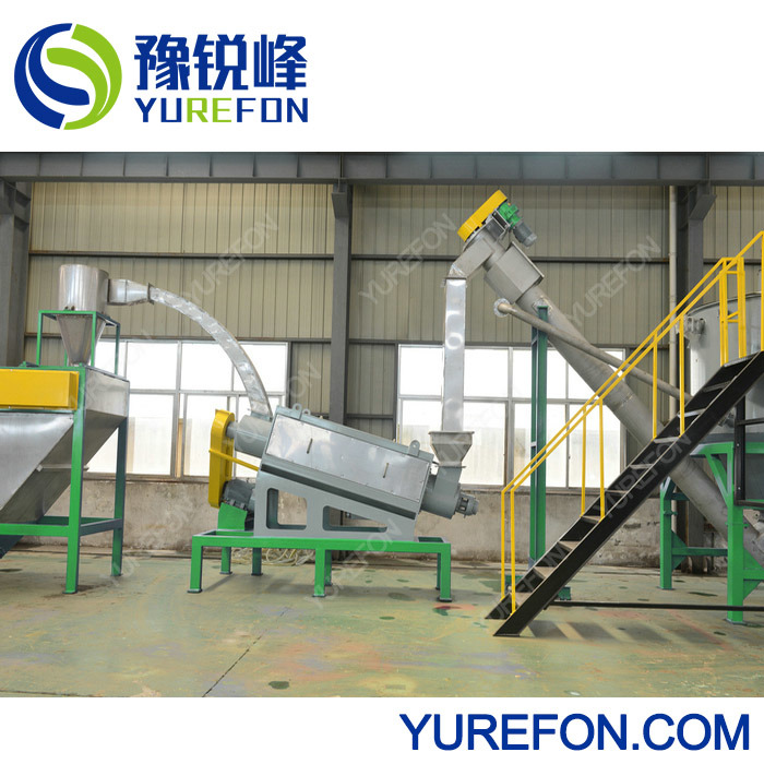 High Capacity Pet Crushing Line for Recycling Washing Plastic Bottles with Hot Washer