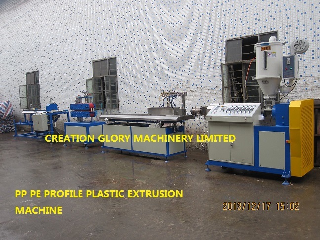 High Quality High Output PP Profile Plastic Extruder Machine