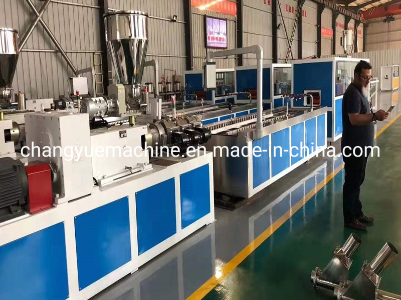 Plastic WPC PE and Wood Decking Production Line/Plastic Extruder