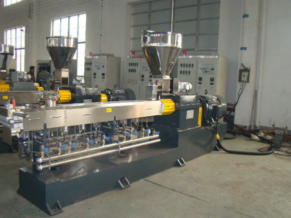 Double Screw Plastic Compounding Nylon Extruder Machine Extrusion Line