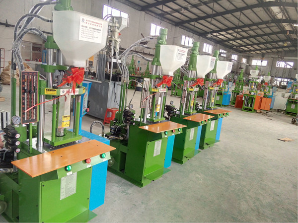 Hot Sale Vertical Plastic Injection Molding Machines